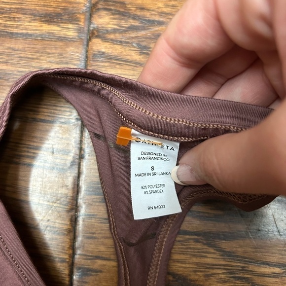 Athleta Chi high neck racer back tank - Picture 4 of 5